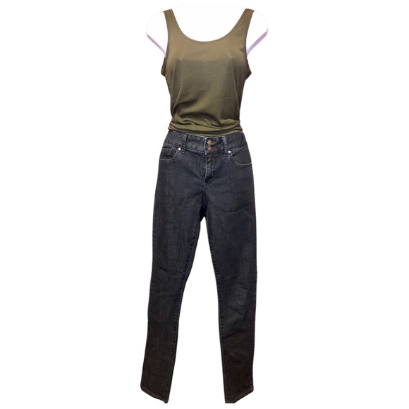 Gap Jeans - Picture 2 of 7